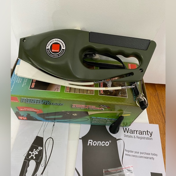 FISHING NIB Ronco Spin Casting Pocket Fisherman Glove Compartment As Seen On TV - Picture 8 of 14